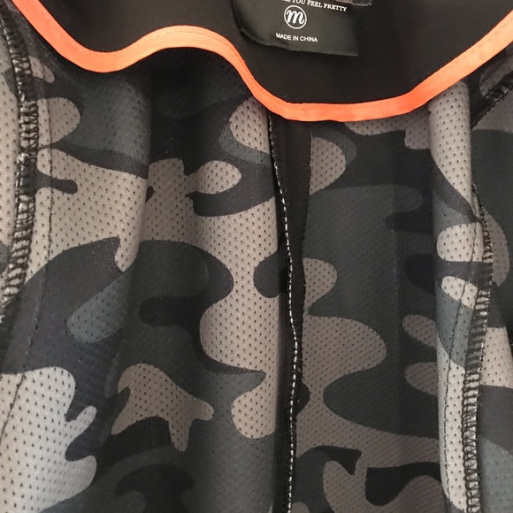 Kenzie Designer Trench Coat - Picture 6 of 7